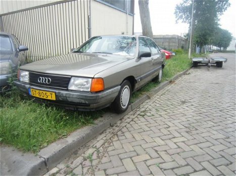 Audi 100 - 2.3 - 1
