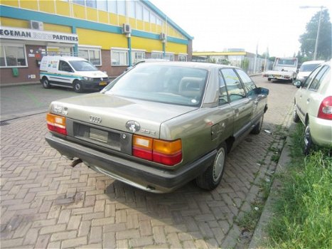 Audi 100 - 2.3 - 1