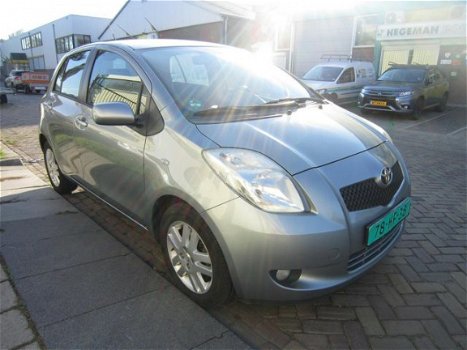 Toyota Yaris - 1.3 VVTi Luna standkachel - 1