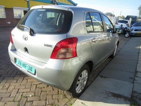 Toyota Yaris - 1.3 VVTi Luna standkachel - 1