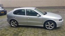 Seat Leon - 1.8-20V Signo TOPSPORT/APK/AIRCO/NAP