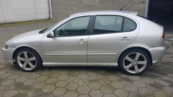 Seat Leon - 1.8-20V Signo TOPSPORT/APK/AIRCO/NAP - 1