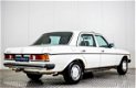 Mercedes-Benz 200-serie - 240 D - 1 - Thumbnail