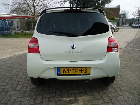 Renault Twingo - 1.2-16V Collection / 84.425 KM NAP / AIRCO / CRUISE CONTROL / GARANTIE / ELEK RAMEN - 1