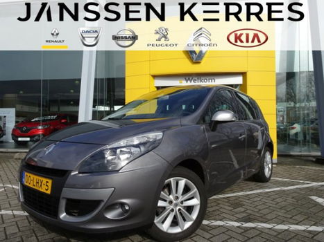 Renault Scénic - 1.4 TCE 130 CELSIUM Nav, Trekhaak, Climate, Cruise, 17