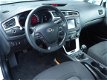 Kia Cee'd - 1.6 GDI First Edition / Camera / Navigatie / Parkeersensoren / 17 inch - 1 - Thumbnail