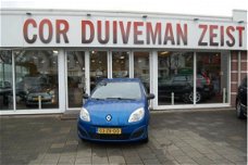 Renault Twingo - 1.2 Authentique zeer mooie 1.2 authentique- airco