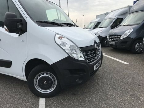 Renault Master - T35 2.3 dCi L2H2 125 pk 97.698 km - 1