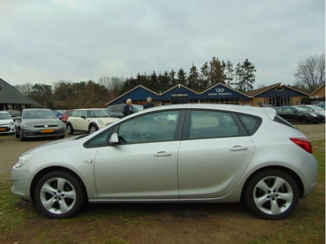 Opel Astra - 1.6 16V 116PK Cosmo - 1