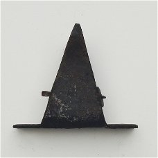 Slingerhuis, hoog 4,9 cm. (Art.Nr. E05-118)