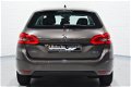 Peugeot 308 - 1.6 BlueHDi Allure 120pk Airco, Cruise Control, stoelverwarming - 1 - Thumbnail