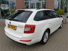 Skoda Octavia Combi - 1.6 TDI Greentech Ambition Businessline -= 1.500 kg trekgewicht =