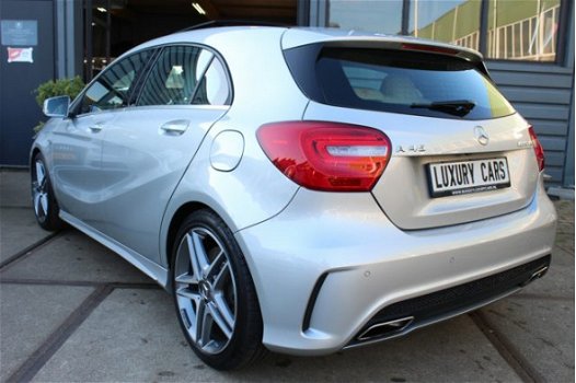 Mercedes-Benz A-klasse - 45 AMG 4MATIC Pano/Navi/Distr./Camera-Pdc/Leder/361PK - 1