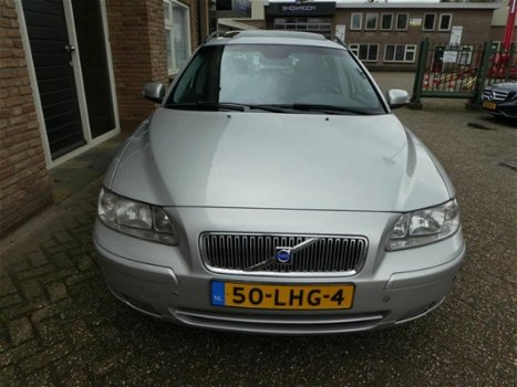 Volvo V70 - 2.4 D5 Edition - 1