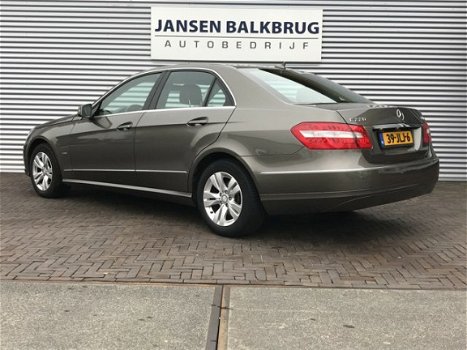 Mercedes-Benz E-klasse - 220 CDI Business Class Elegance AUTOMAAT NAVI/CLIMA - 1