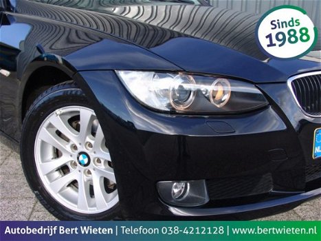 BMW 3-serie Coupé - 320i | Geen import | Xenon | Navi - 1