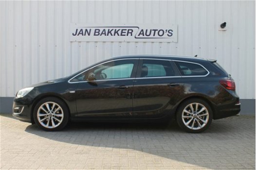 Opel Astra Sports Tourer - 2.0 CDTi GT Xenon | Led | full options | Rijklaar - 1