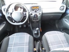 Peugeot 108 - 1.0 e-VTi 72pk 5D Active met Airconditioning