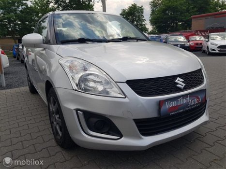 Suzuki Swift - IV 1.2 eindjaars actie - 1