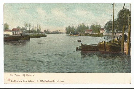 Oude ansichtkaart Gouda : De IJssel bij Gouda, boot - 1
