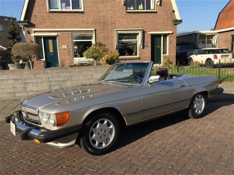 Mercedes-Benz SL-klasse - 560 SL - 1