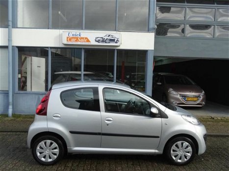 Peugeot 107 - 1.0 Active - 1