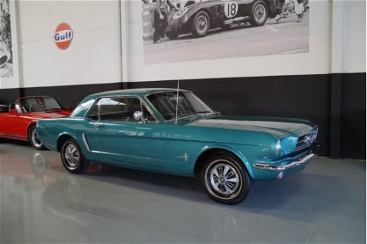 Ford Mustang - (1965) - 1