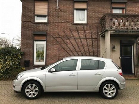 Opel Astra - 1.6 Enjoy Nette/Airco/Lage Km/NAP - 1