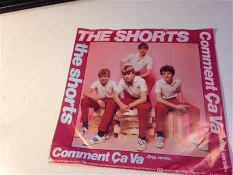 The Shorts Comment ca va - 1