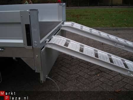 Oprijbalken voor autotransporter autoambulance aanhanger - 1