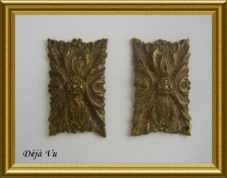 Twee antieke koperen ornamenten - 1