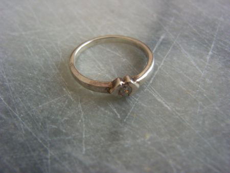 Oude zilveren ring : steentje - 4