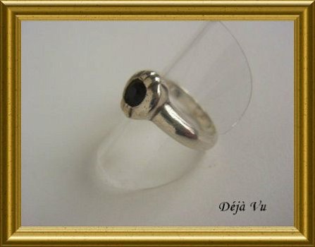 Oude zilveren ring : steentje - 2