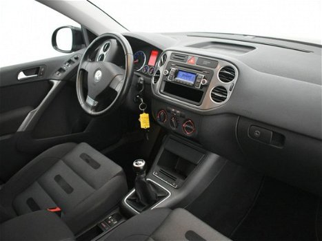 Volkswagen Tiguan - 1.4 TSI 150pk Sport&Style 4Motion *4X4* / AIRCO / CRUISE CONTR. / EL. PAKKET / T - 1