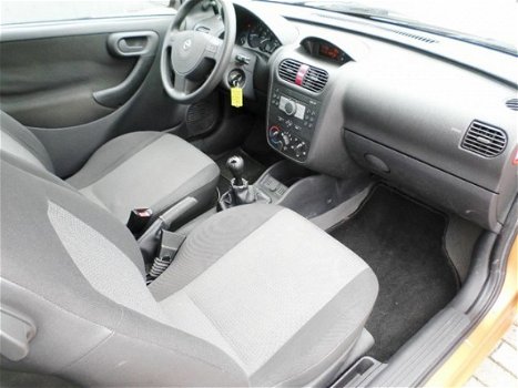 Opel Corsa - 1.2-16V Rhythm stuurbekr apk 03-2020 - 1