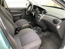 Ford Focus Wagon - 1.6i 16V Trend