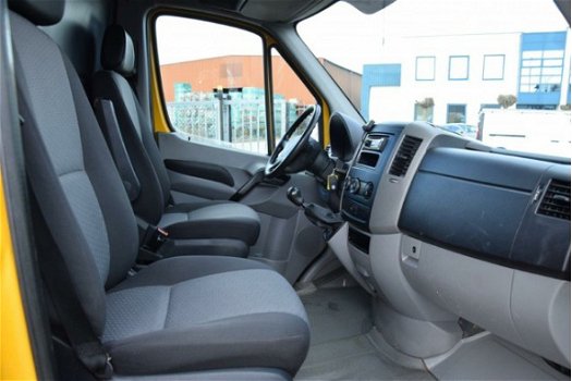 Volkswagen Crafter - 32 2.0 TDI 163pk L2H2 Trekgewicht 2.800kg. 06-2014 - 1