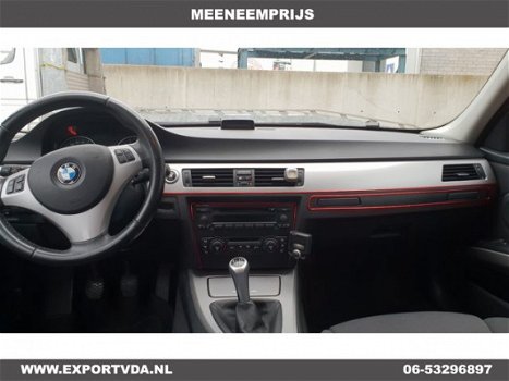 BMW 3-serie Touring - 318i High Executive Trekhaak - 1