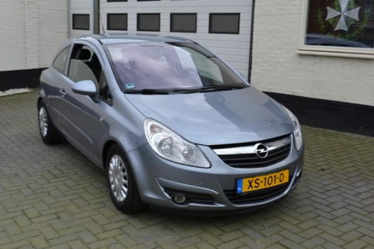 Opel Corsa - 1.2-16V Essentia Sportife - 1