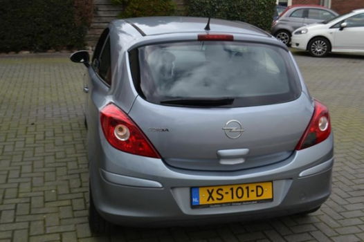 Opel Corsa - 1.2-16V Essentia Sportife - 1