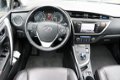 Toyota Auris - 1.8 Hybrid Lease Pro Navigatie-Xenon-Panoramadak - 1 - Thumbnail