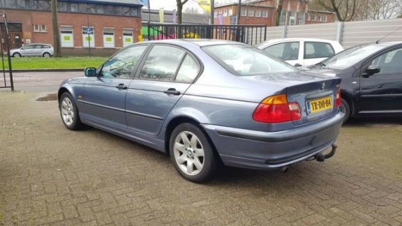 BMW 3-serie - 318i Executive / Nieuwe APK / NAP / Elek. Pakket/ - 1