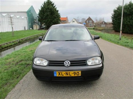 Volkswagen Golf - 1.4-16V Trendline - 1