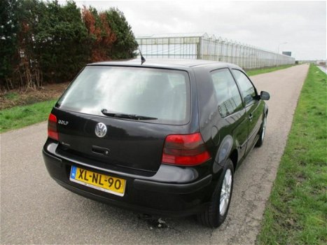 Volkswagen Golf - 1.4-16V Trendline - 1