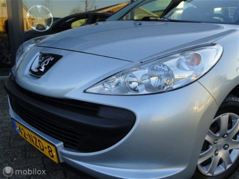 Peugeot 206 - 206 - 1.1 XR 2de eigenaar dealer onderhouden 5-deurs - 1