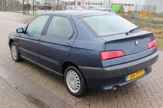 Alfa Romeo 146 - 1.6-16V T.Spark L Peter Mulder JR Emmer-Compascuum - 1