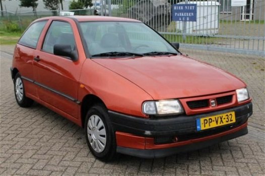 Seat Ibiza - 1.4i Latino Peter Mulder JR Emmer-Compascuum - 1