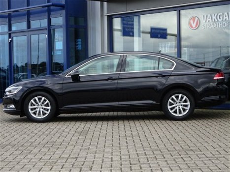 Volkswagen Passat - 1.4 TSI BUSINESS EDITION Climate control / Navigatie / Parkeersensoren V+A / Cru - 1