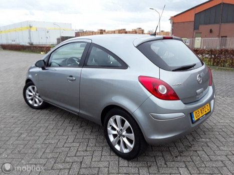 Opel Corsa - 1.2 EcoFlex Cosmo LPG-G3 Navi Airco/CC Half Leder Cruise contr. Luxe uitv - 1