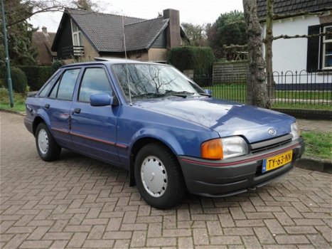 Ford Escort - 1.4 CL APK maart 2021 2e eigenaar - 1